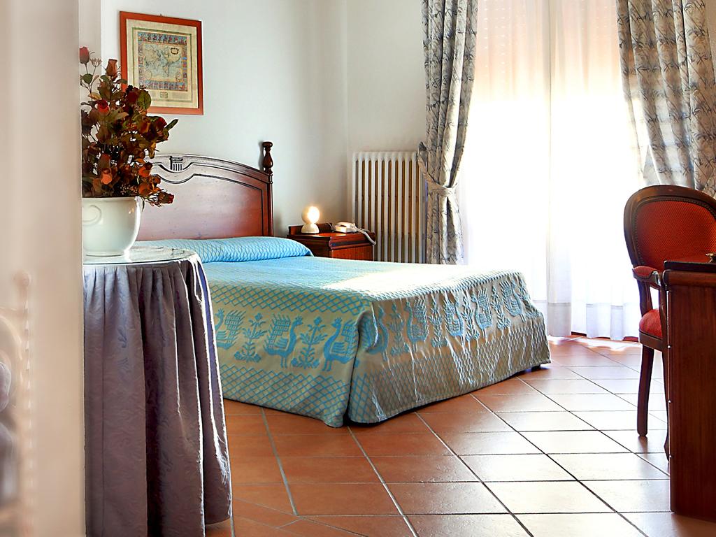 Oferty hotelowe last minute Colonna Palace Mediterraneo Olbii