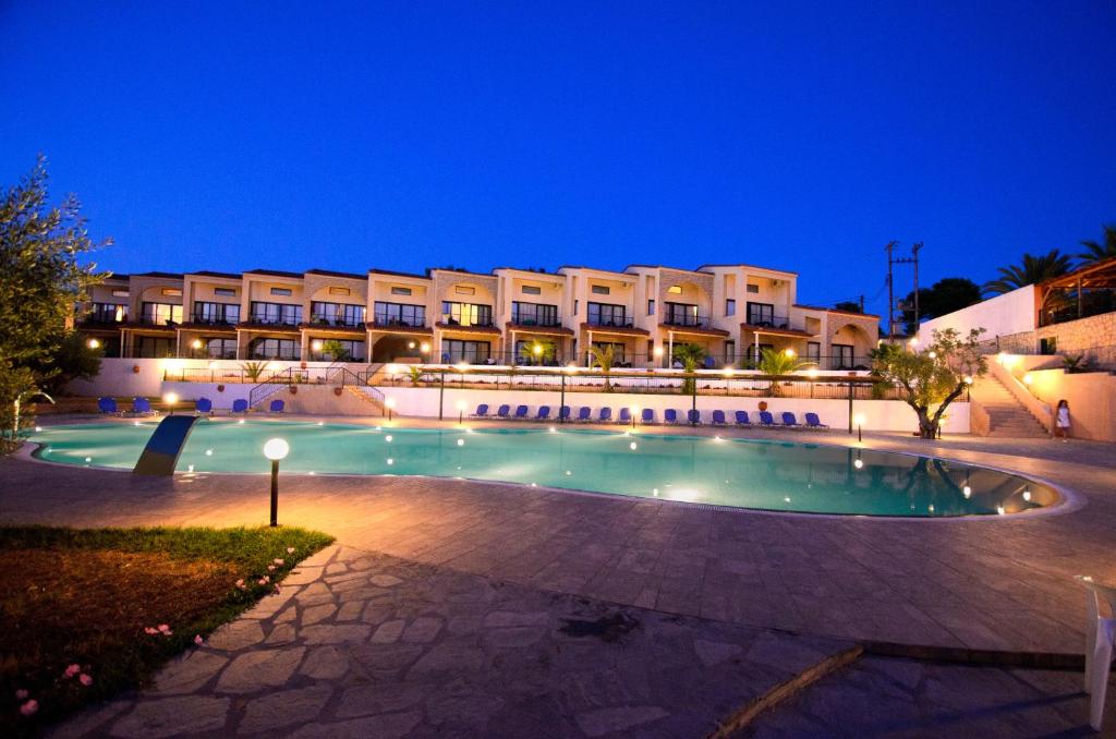 Отдых в отеле Village Mare Ситония Греция