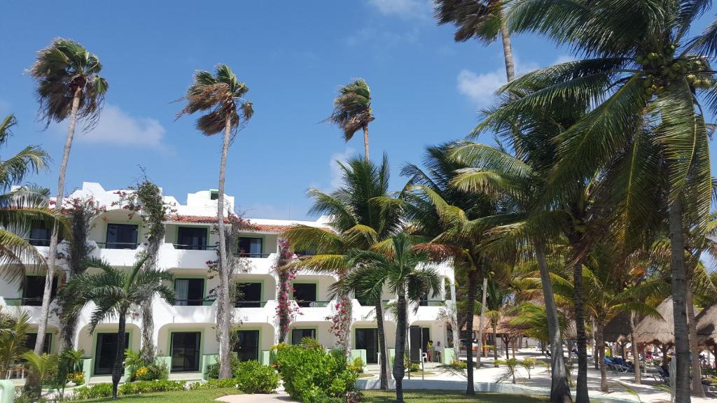Отдых в отеле Hotel Club Akumal Caribe Плая-дель-Кармен