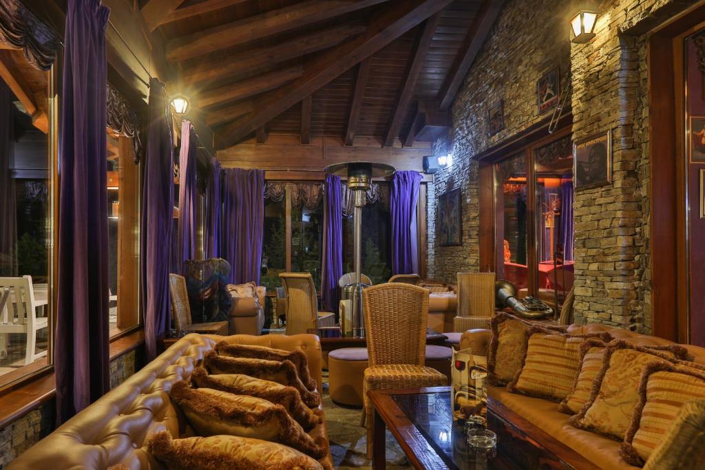 Hot tours in Hotel Pirin Golf & Country Club Razlog Bulgaria