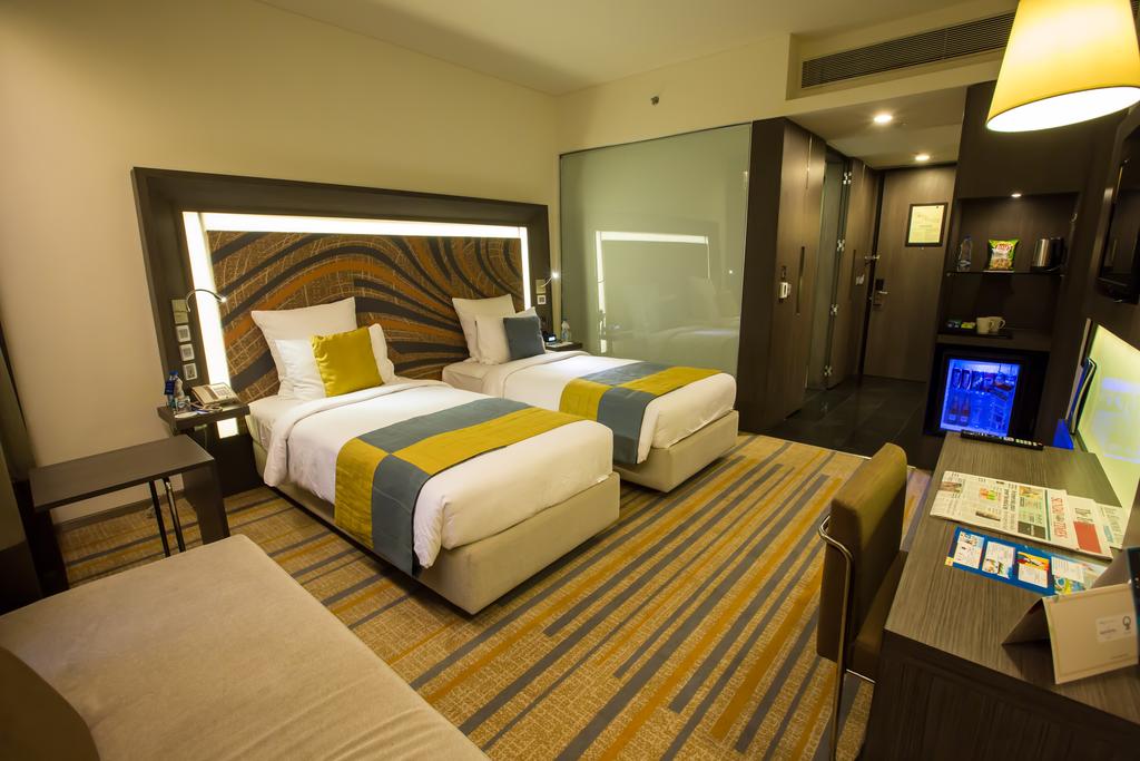 Novotel Kolkata Hotel and Residences Индия цены