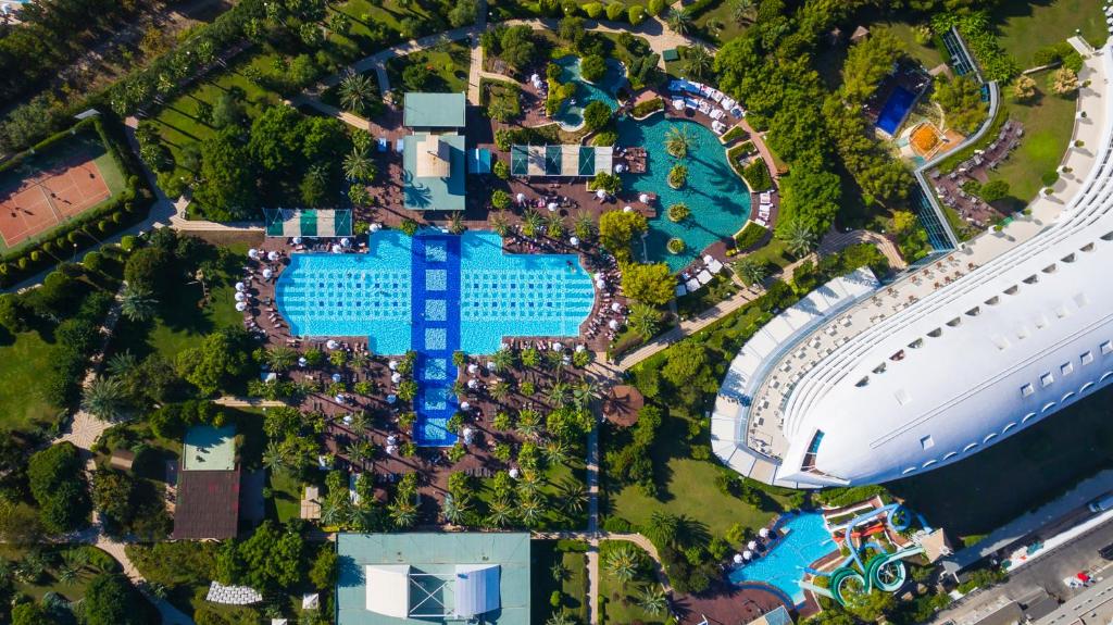 Concorde De Luxe Resort, Antalya ceny