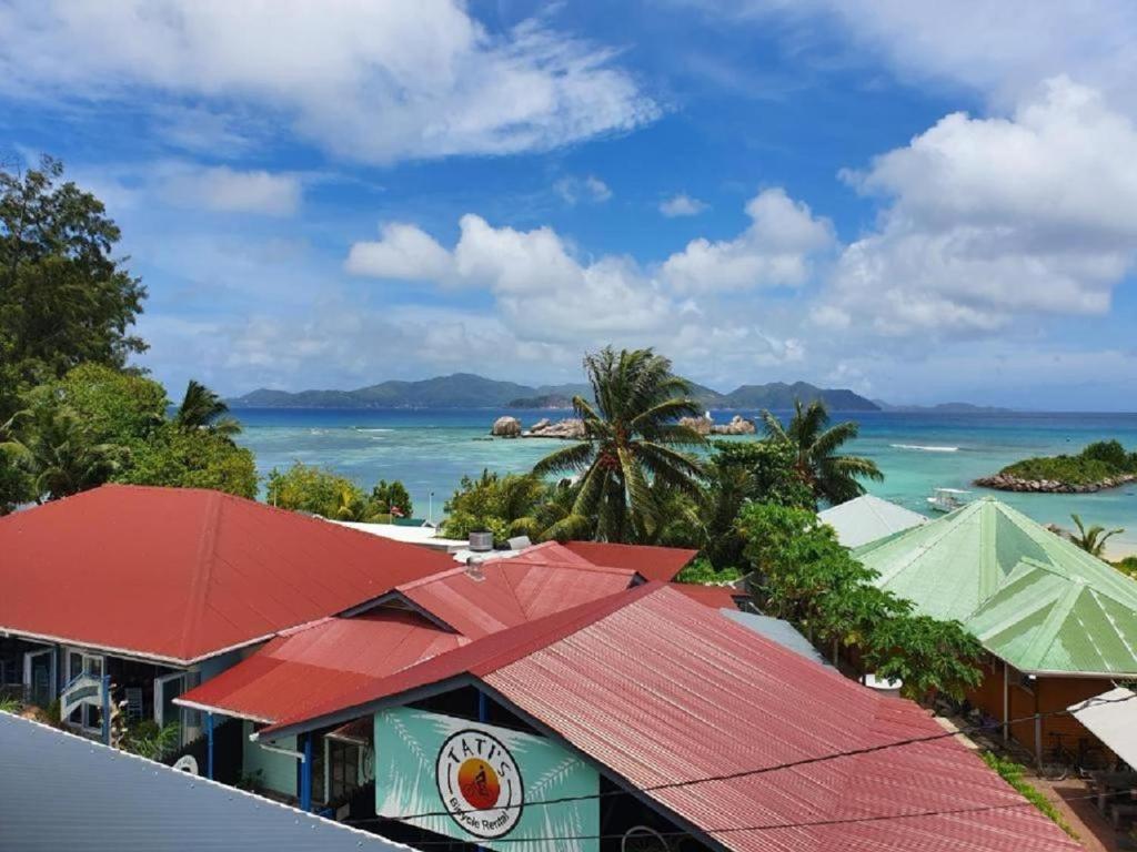Горящие туры в отель La Digue Self-Catering Ла-Диг (остров) Сейшелы
