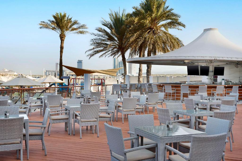 Дубай (пляжные отели) Hilton Dubai Jumeirah
