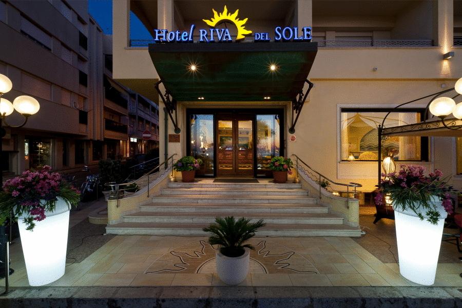 Riva Del Sole Hotel (Cefalu) цена