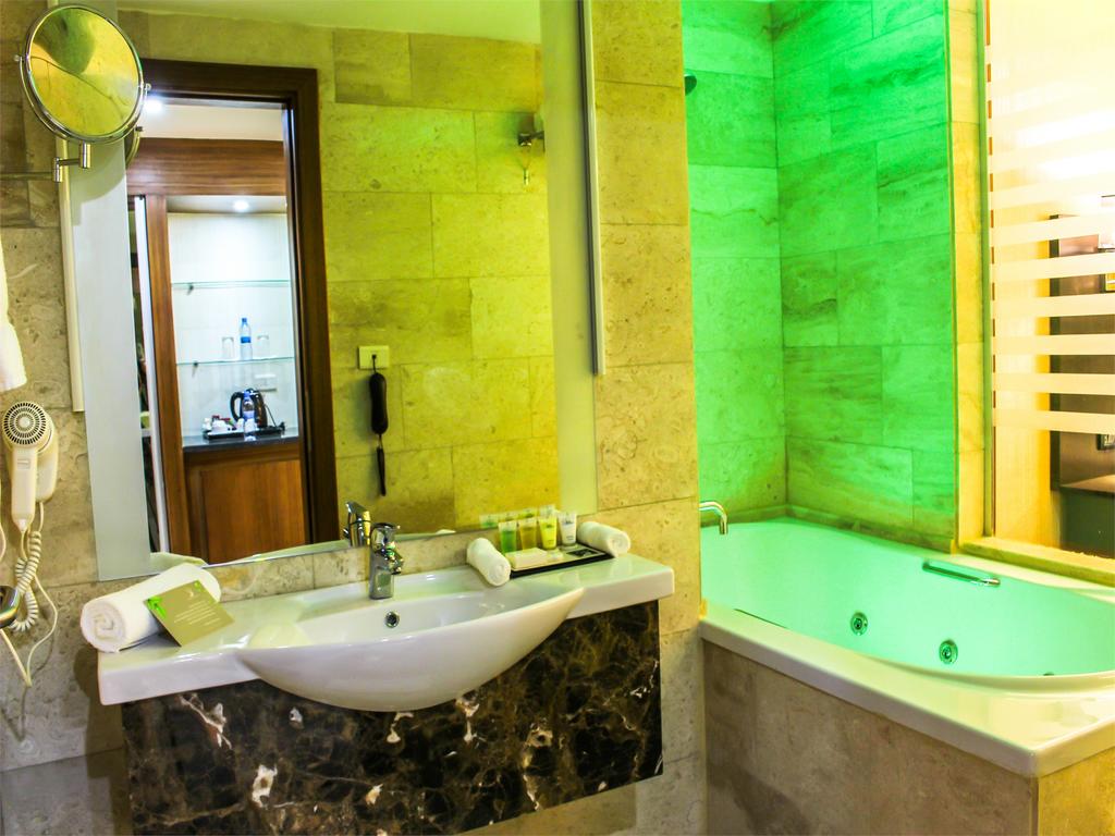 Olive Tree Hotel, Амман цены