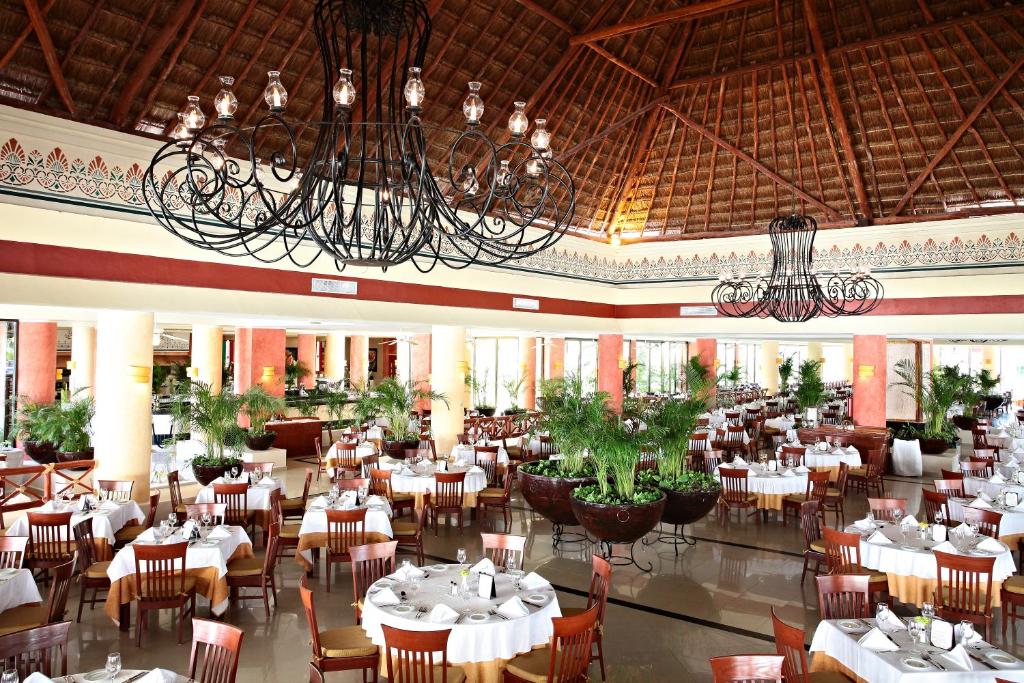Туры в отель Bahia Principe Grand Coba - All Inclusive Акумаль Мексика