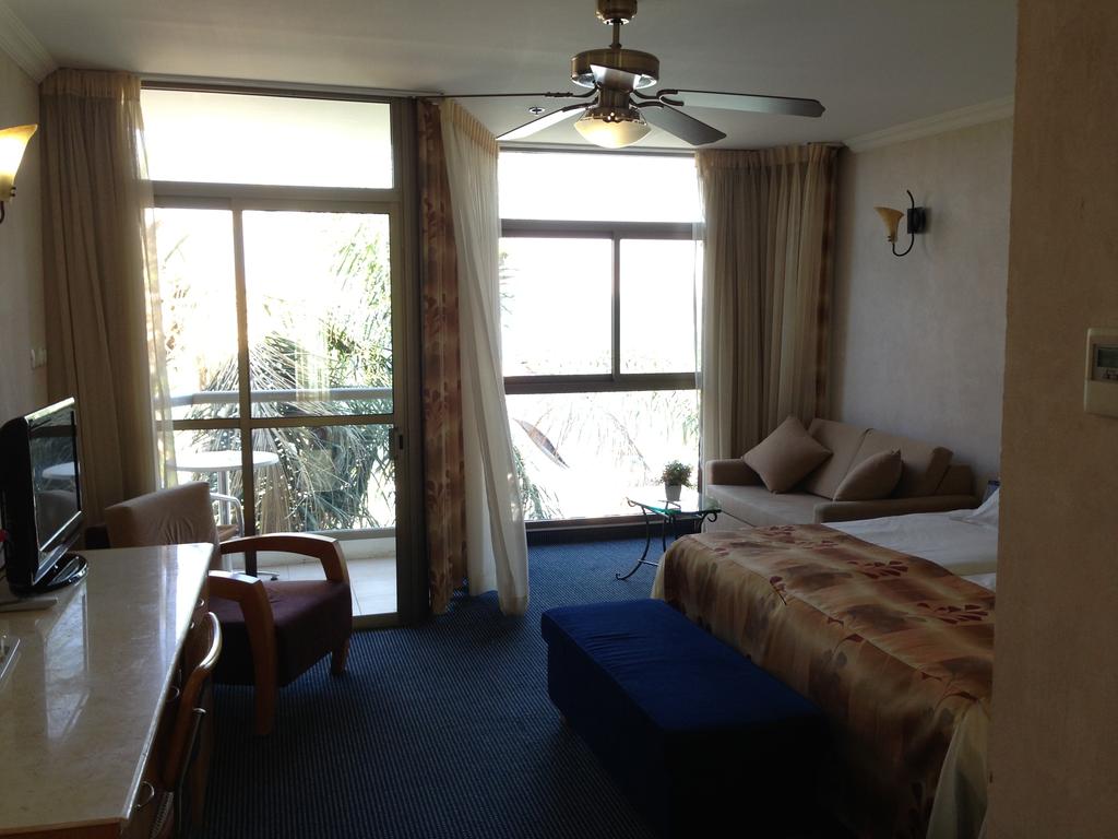 Горящие туры в отель Ron Beach Tiberias