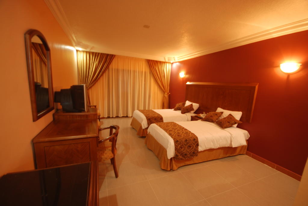 Йорданія Al Anbat Hotel