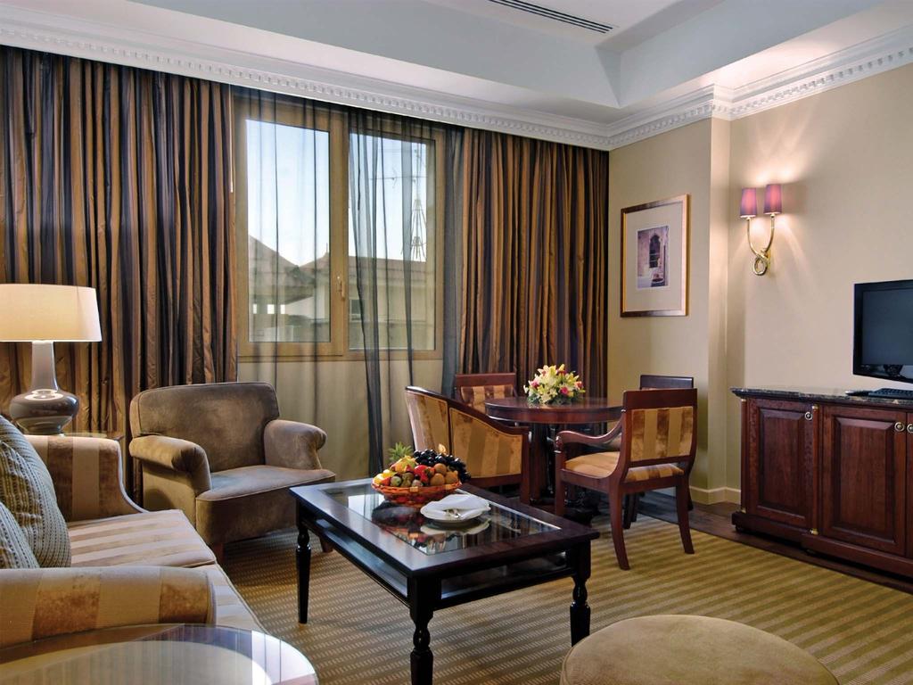 Готель, Доха (місто), Катар, Millennium Hotel Doha