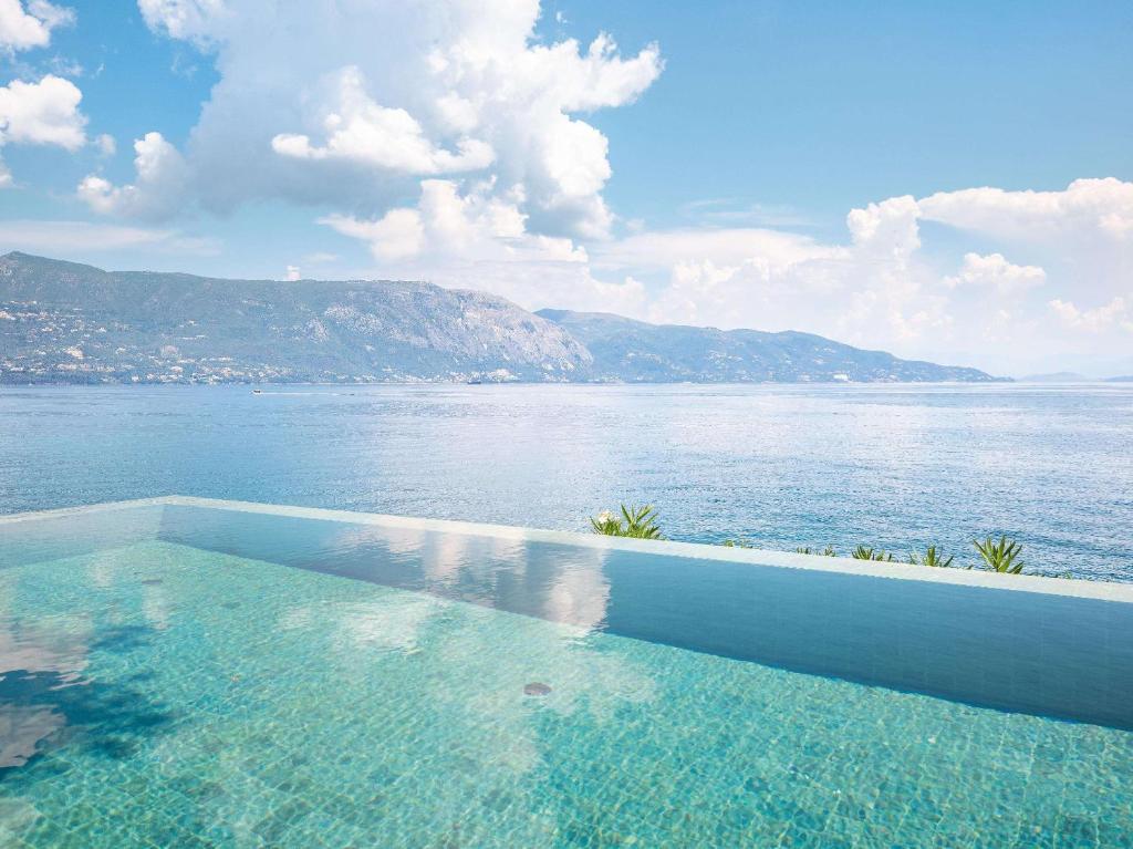 Corfu Imperial Grecotel Exclusive Resort, tourists photos
