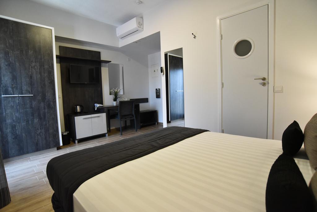 The Rise Hotel (ex. Easyhotel Larnaka) Кипр цены