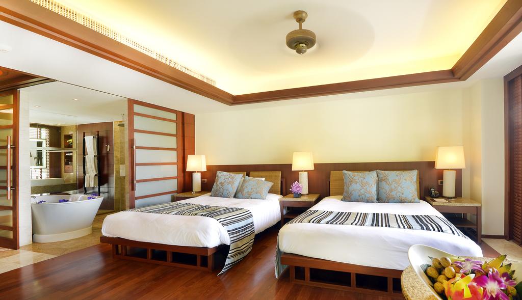 Цены в отеле Centara Grand Beach Resort & Villas