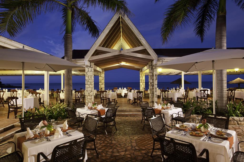 Hotel, 4, Grand Pineapple Beach Antigua