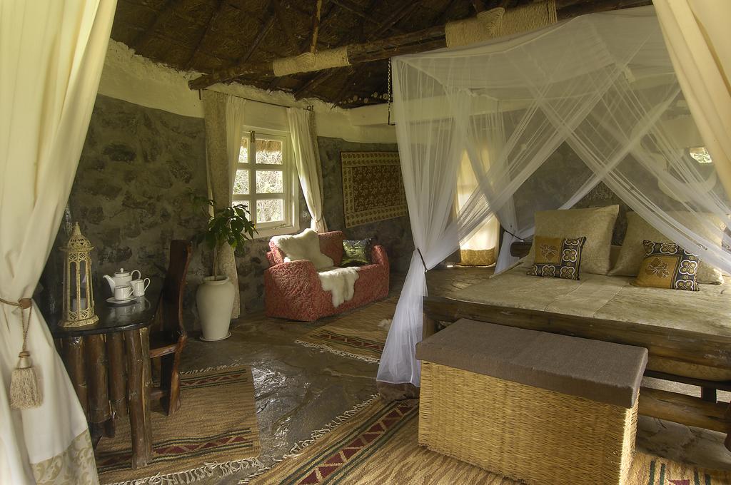 Отель, Lake Naivasha Sopa Lodge Hotel