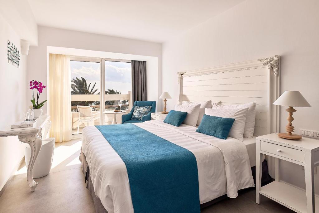 Відпочинок в готелі Tylissos Beach Hotel