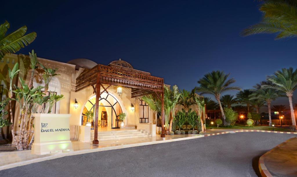 Відпочинок в готелі Jaz Dar El Madina
