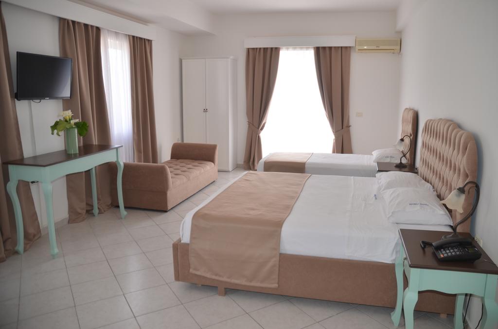 Відпочинок в готелі Epirus Hotel Саранда Албанія