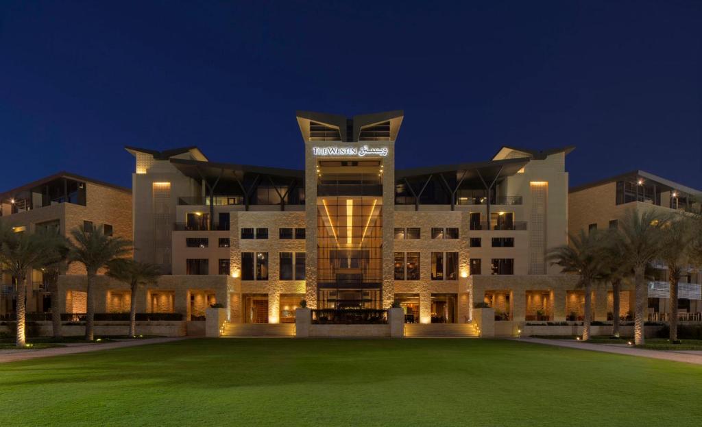 The Westin Abu Dhabi Golf Resort & Spa, odżywianie
