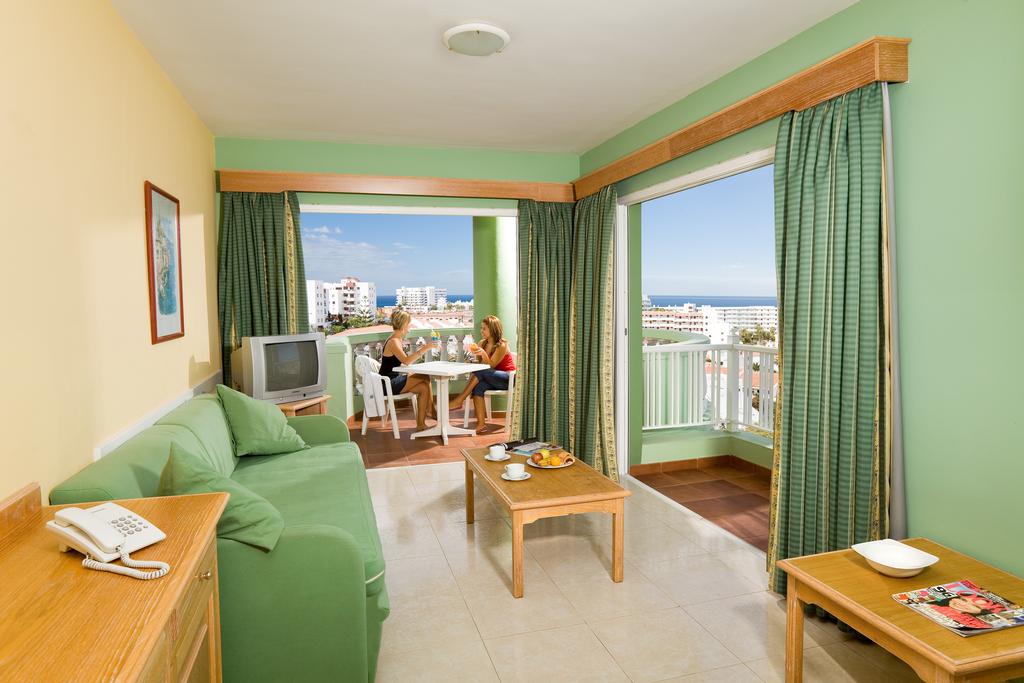 Горящие туры в отель Villa De Adeje Beach Тенерифе (остров) Испания