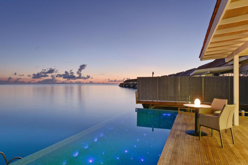 Готель, Арі & Расду Атоли, Мальдіви, Kuramathi Island Resort