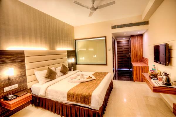 Klg Starlite A Business Hotel, Индия, Чандигарх, туры, фото и отзывы