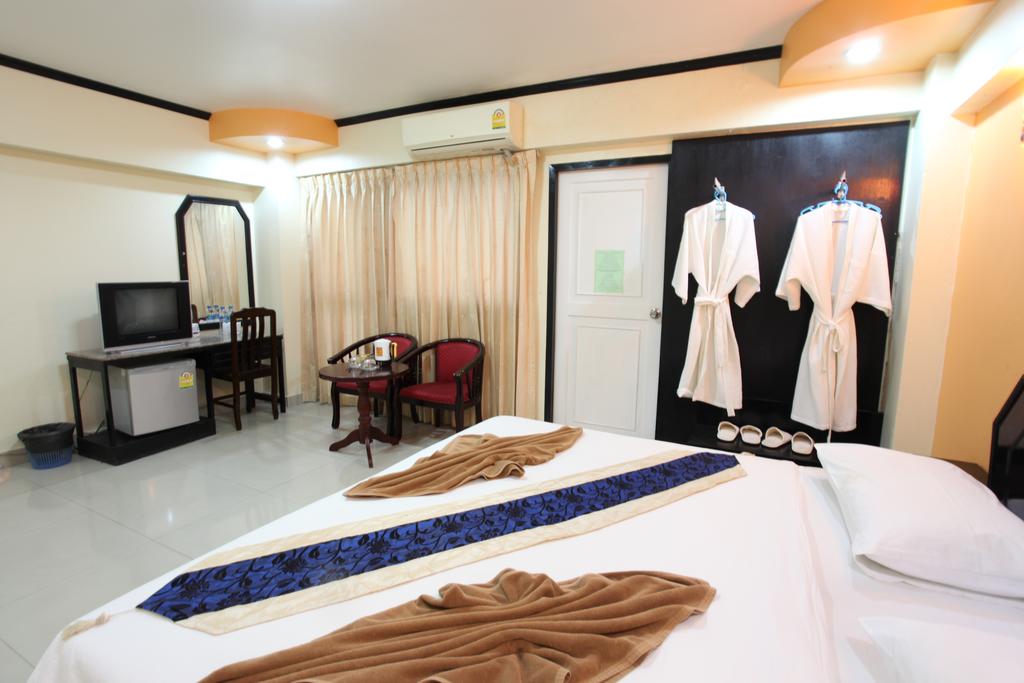 Горящие туры в отель Home Pattaya (ex. Monaa's Place)