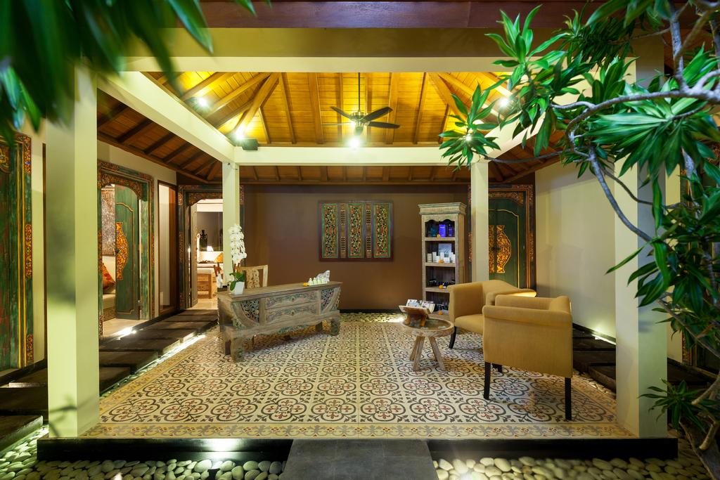 Отзывы об отеле Bali Royal Suites