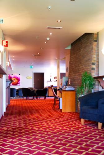 Горящие туры в отель Scandic Gardemoen Hotel Осло Норвегия