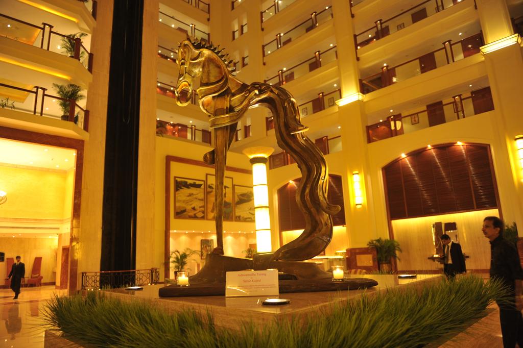 Туры в отель The Lalit Мумбаи