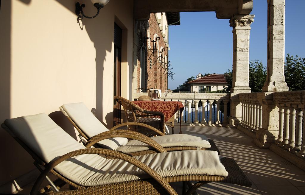Park Hotel Villa Ariston, Лидо-ди-Камайоре, Италия, фотографии туров