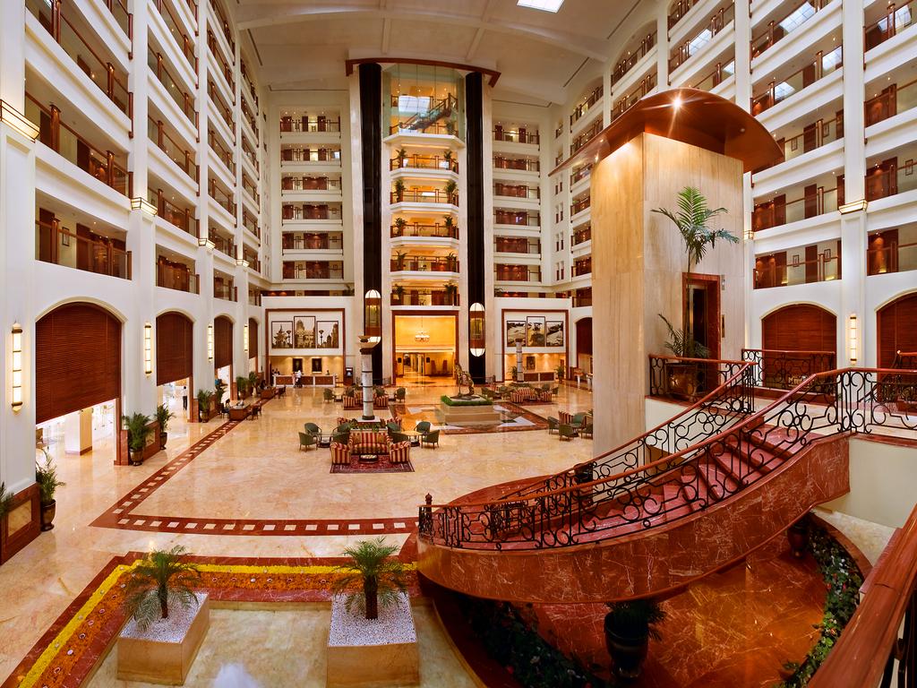 Відпочинок в готелі The Lalit Мумбаї Індія
