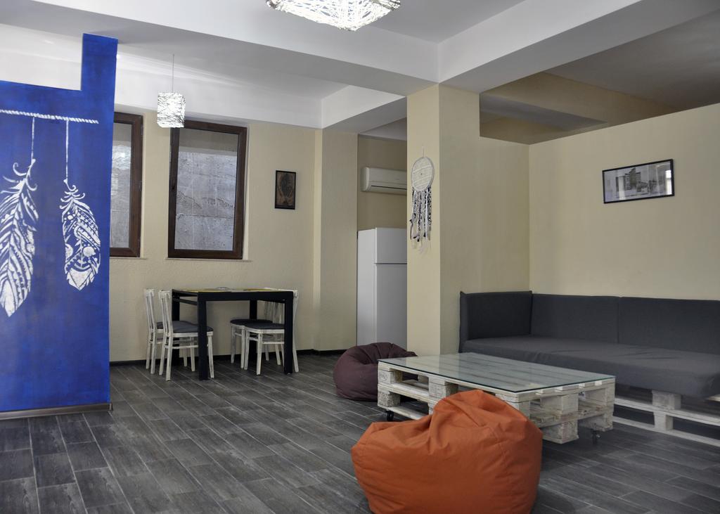 Apartment Id 04 Kostava 22, Тбилиси цены