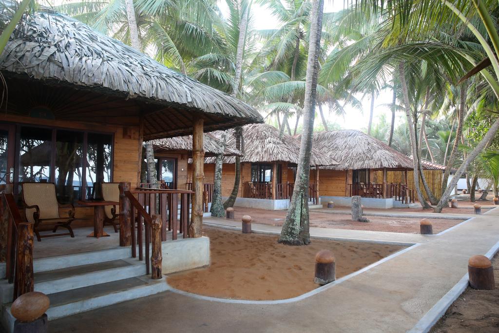 Горящие туры в отель Thejan Beach Cabanas