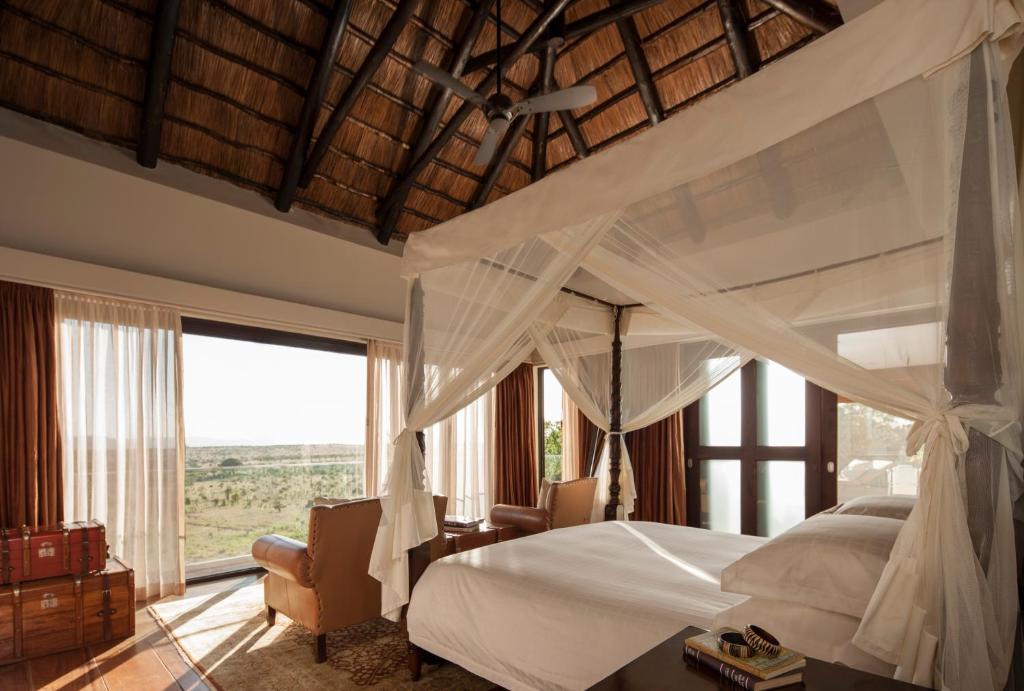 Відгуки про відпочинок у готелі, Four Seasons Safari Lodge