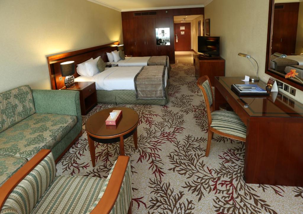 ОАЭ Ramee Royal Hotel
