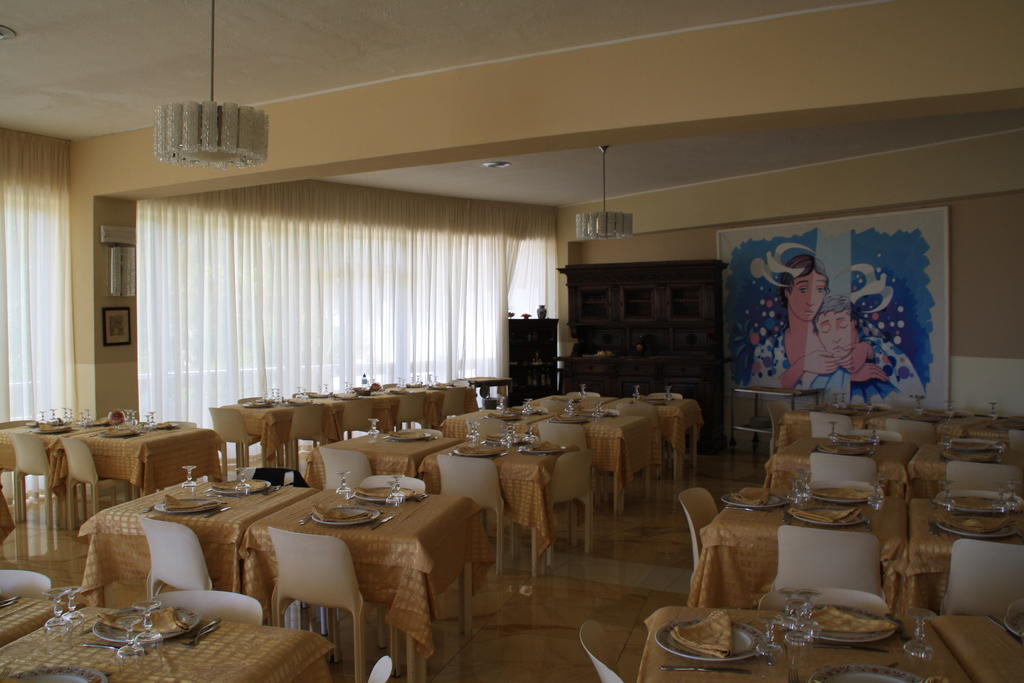 Отдых в отеле Village Club Altalia Hotel Реджо-ди-Калабрия Италия