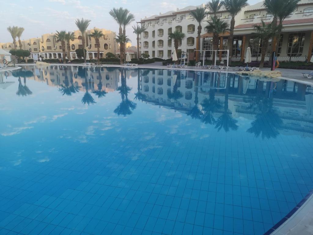 Royal Lagoons Resort and Aqua Park, Hurghada, Egypt, photos of tours