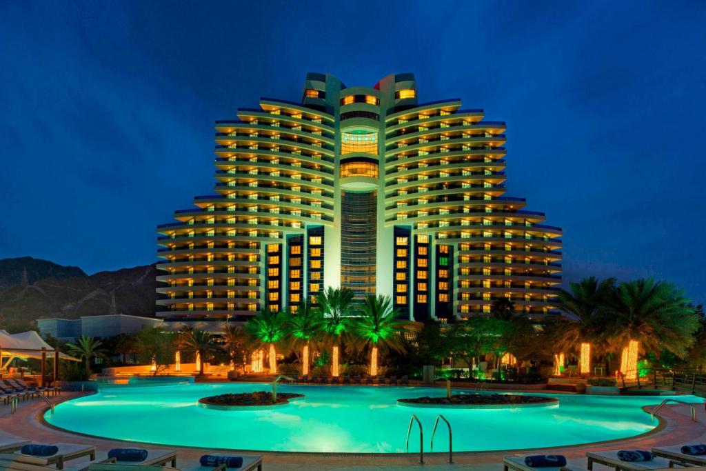Le Meridien Al Aqah Beach Resort ОАЭ цены