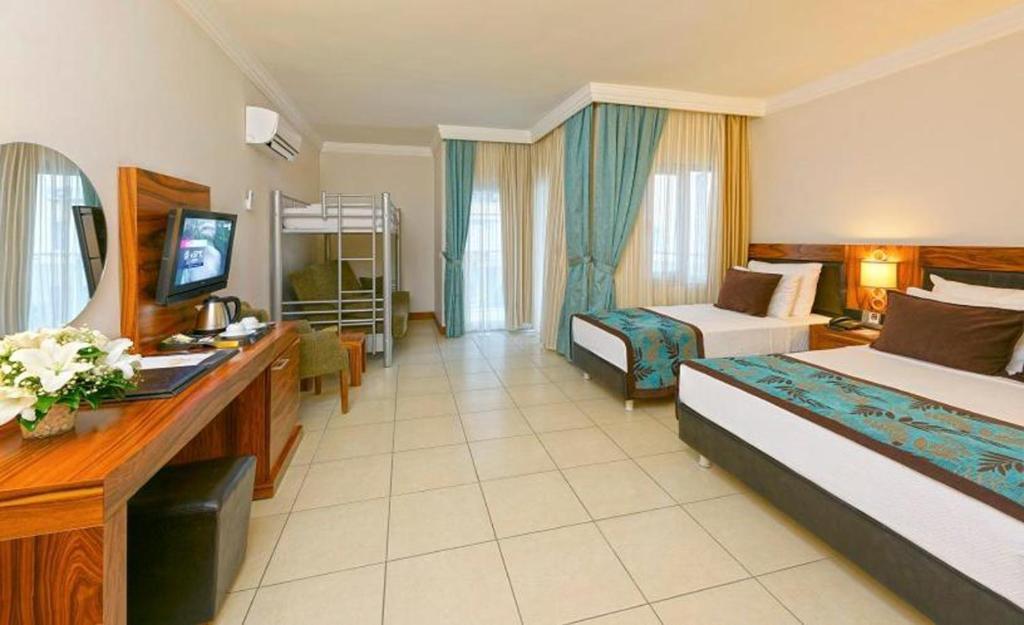 Hotel prices Xperia Grand Bali