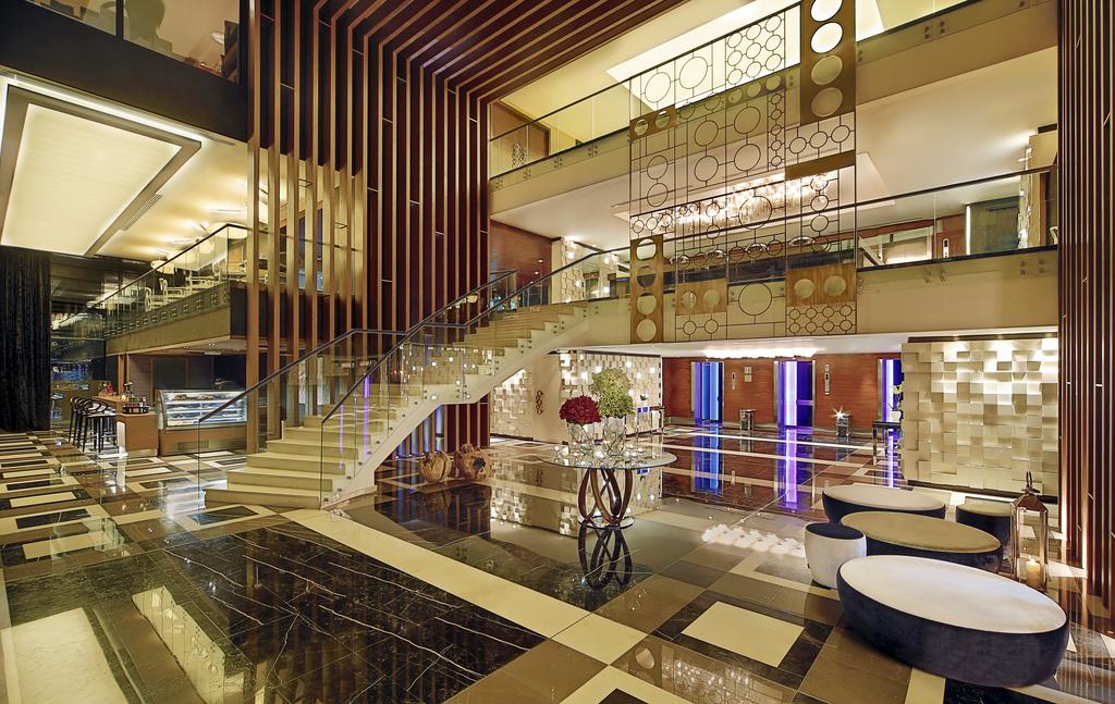 Відпочинок в готелі Amari Doha