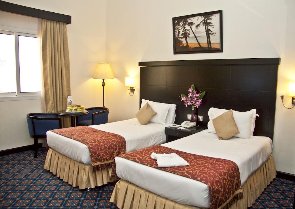 Відпочинок в готелі Regent Beach Resort