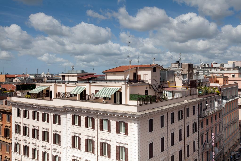 Отель, Genova