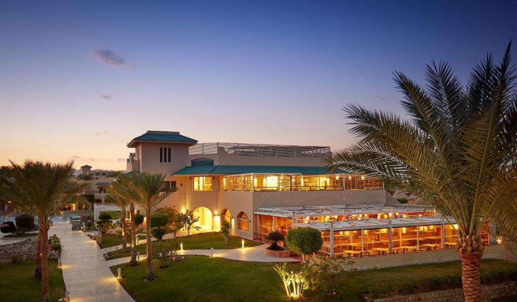 Відгуки гостей готелю Coral Sea Holiday Resort