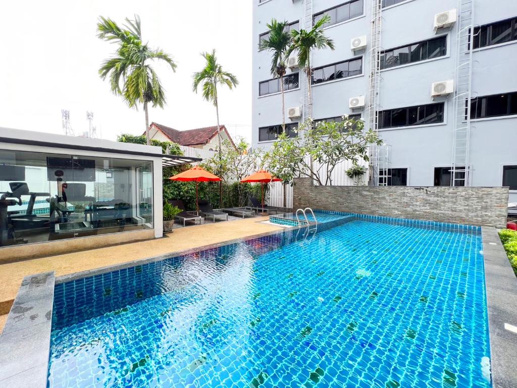Citrus Patong Hotel by Compass Hospitality (ex. Eastin Easy Patong) фото и отзывы