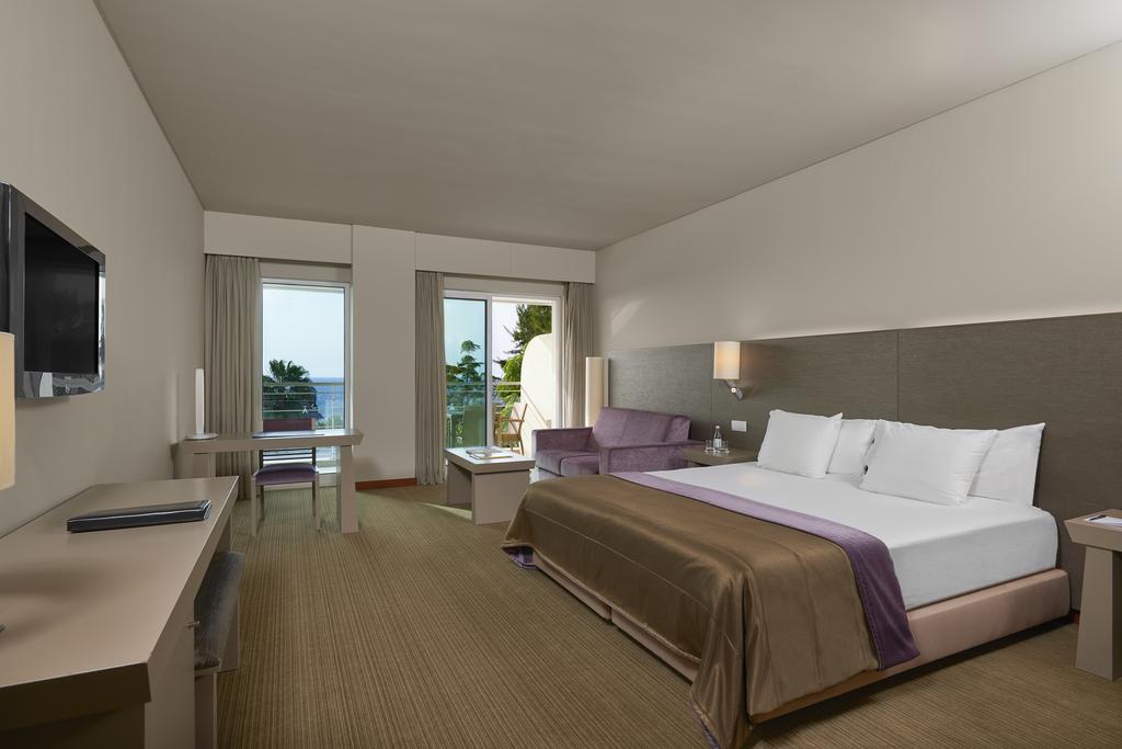 Отдых в отеле Melia Madeira Mare Resort & Spa Фуншал