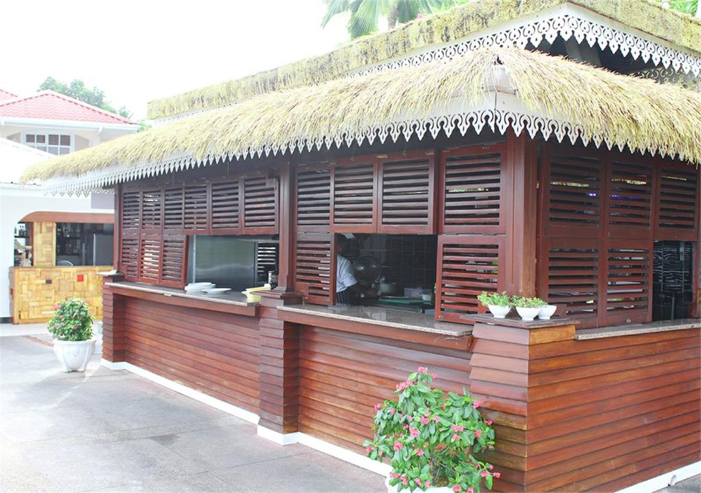 Отель, Сейшелы, Маэ (остров), Le Relax Hotel And Restaurant