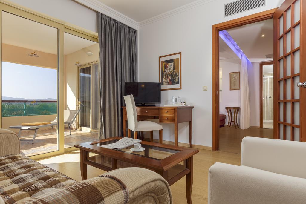 Відпочинок в готелі Lindos Princess Beach Hotel Родос (Середземне узбережжя)