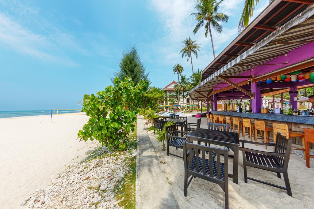 Apsaras Beachfront Resort & Villa, Као Лак цены