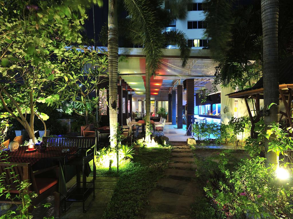 Отдых в отеле Jomtien Garden Hotel Паттайя Таиланд